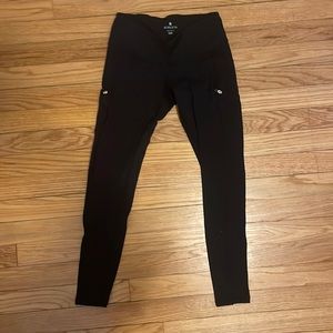 Cropped Black Athleta Leggings Size XS
